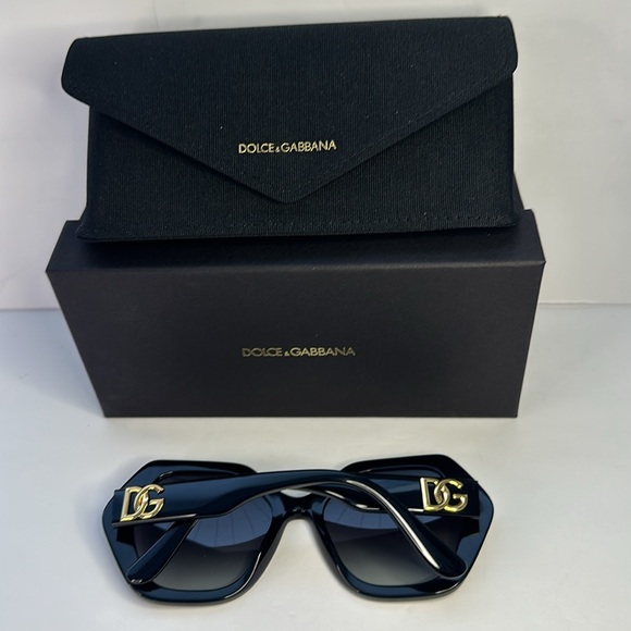 Dolce & Gabbana DG4406 Crossed geometric-frame sunglasses - Picture 10 of 15